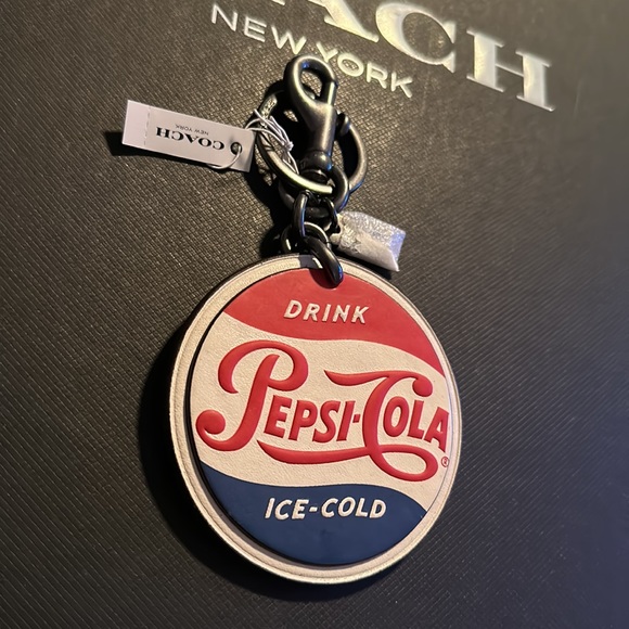 NWT Coach Pepsi Keychain FOB Leather Drink Soda Pop Logo Bag Charm Rare - Picture 3 of 7